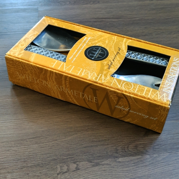 Wilton Armetale Salad Serving Set - Picture 4 of 5